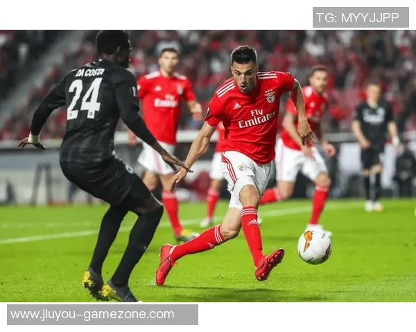 友谊赛精彩回顾那不勒斯与本菲卡的点球大战与十大进球瞬间解析