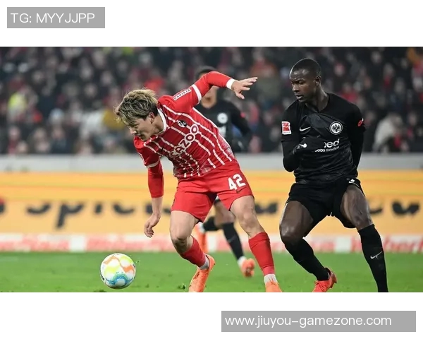 德甲精彩对决莱比锡完胜曼联战术解析与绝杀瞬间回顾