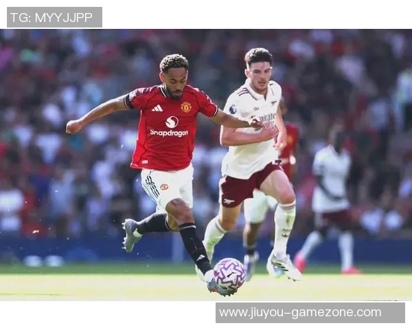 国王杯激战曼城大胜多特蒙德争议判罚引发全场热议